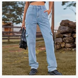 SOLD - Baggy Cargo Jeans